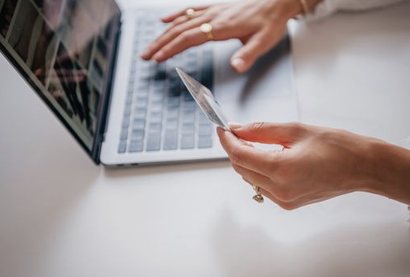 công bằng 8Day